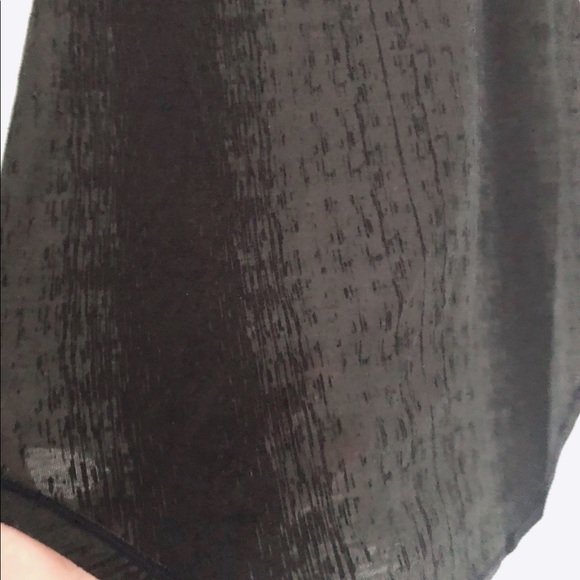 SOLD-Lululemon workout top - Picture 2 of 4